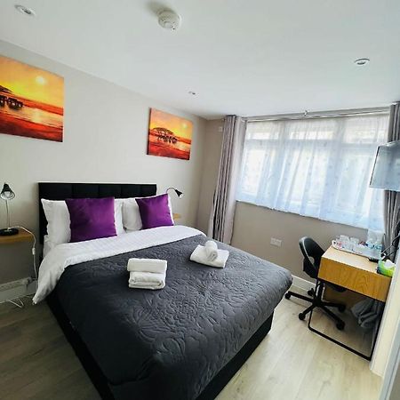 Indigo Suites Enfield Exterior foto
