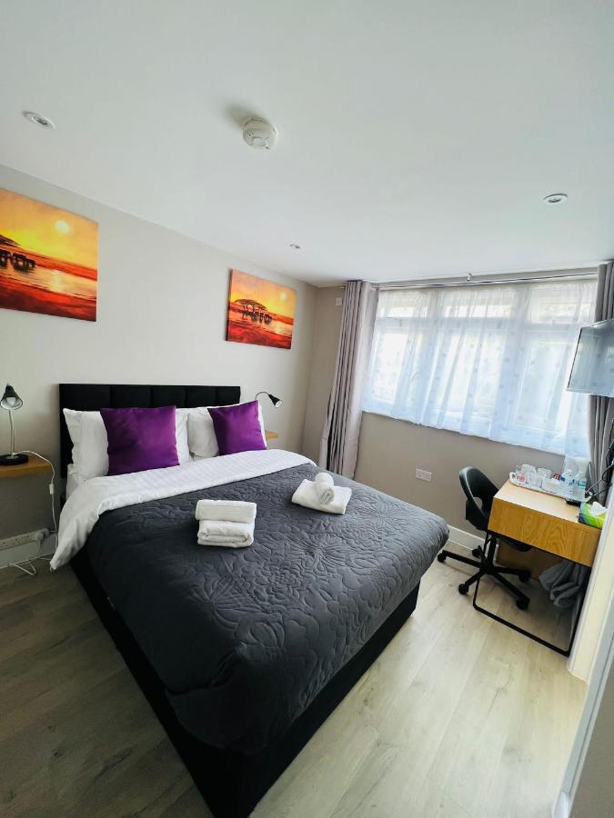 Indigo Suites Enfield Exterior foto